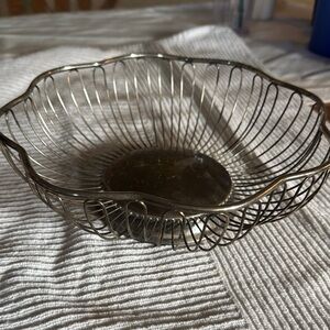 Elegant Silver Wire Fruit Basket
